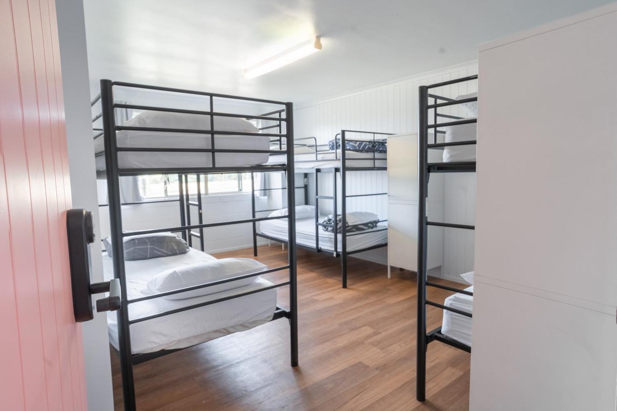 Cali Backpackers Hostel Caloundra Exterior foto