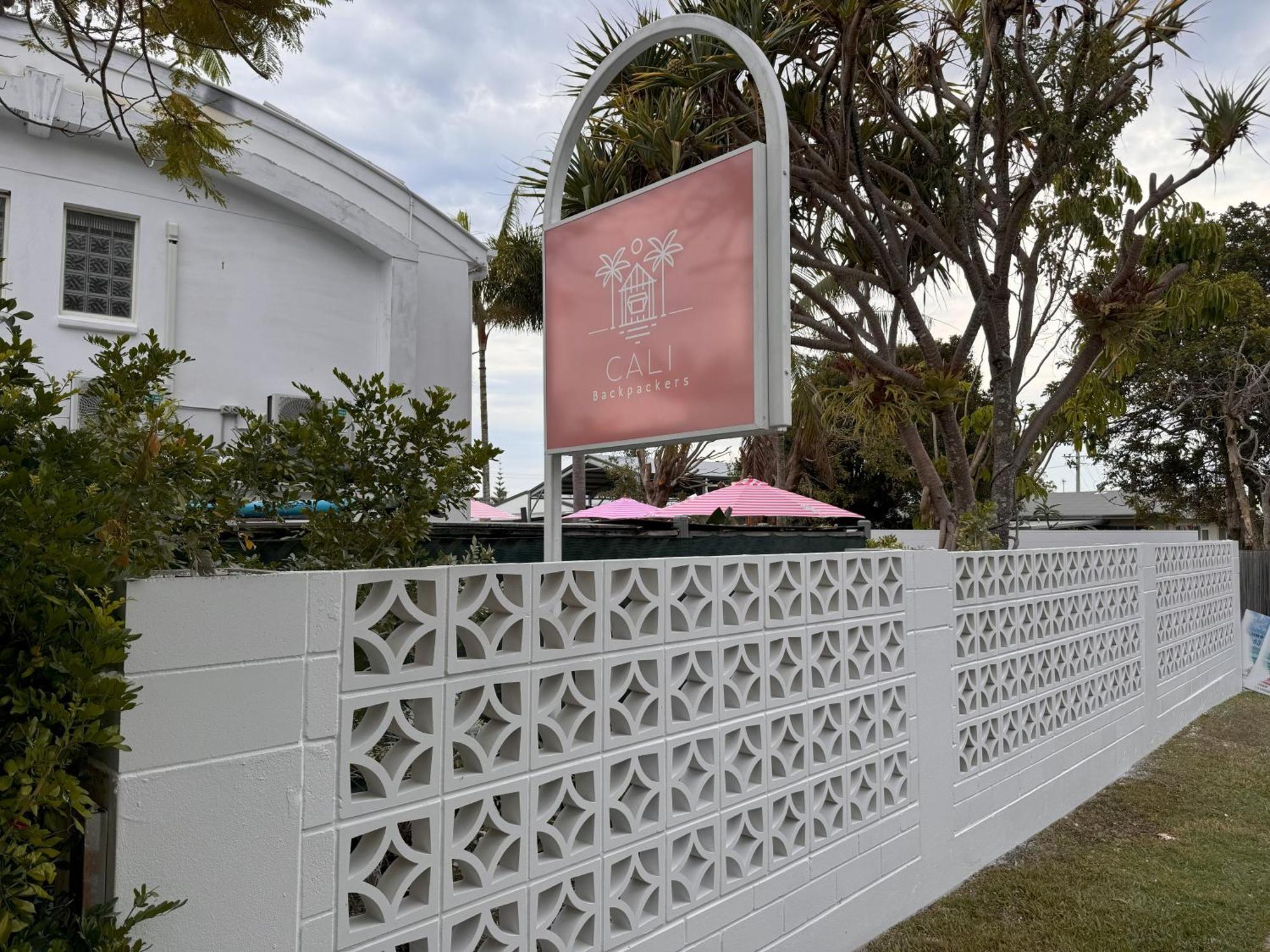 Cali Backpackers Hostel Caloundra Exterior foto